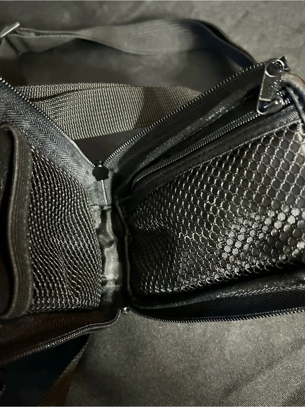 Esq black leather